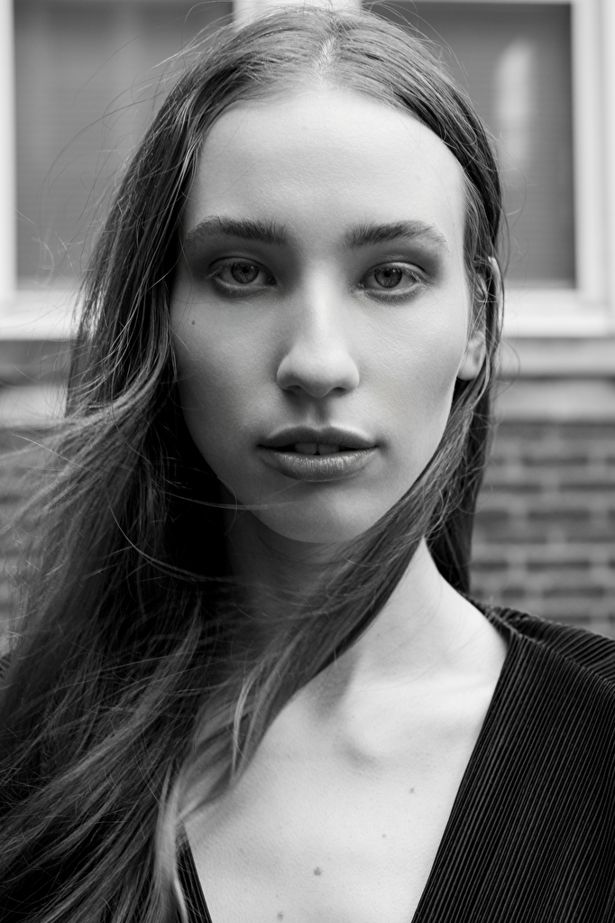 Molly Zielke | Women | Select Chicago | Select Model Management