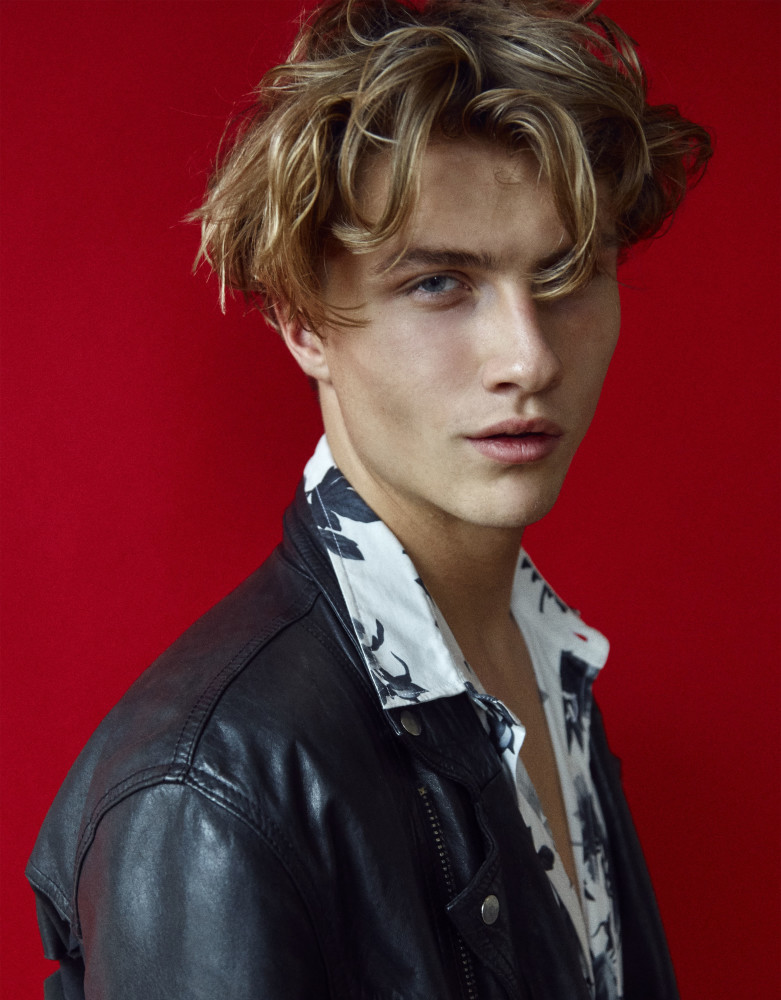 OLIVER WIKSATER | Select London | Select Model Management