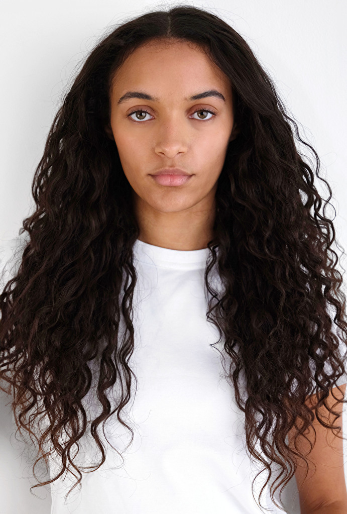 TIMIA JULIEN-BOX | Select London | Select Model Management