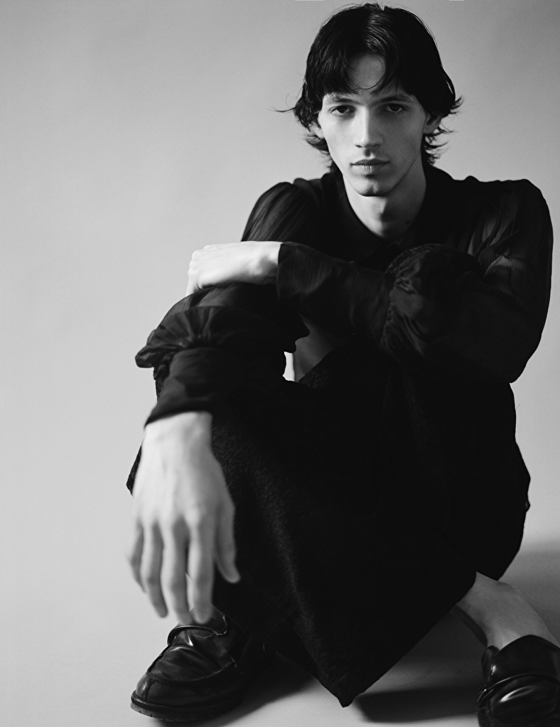 KEVIN CARLSSON Select Paris Select Model Management