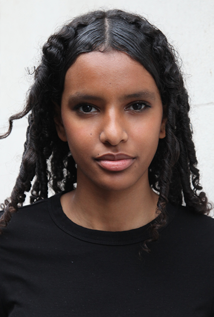 BETTY | Women | Select London | Select Model Management