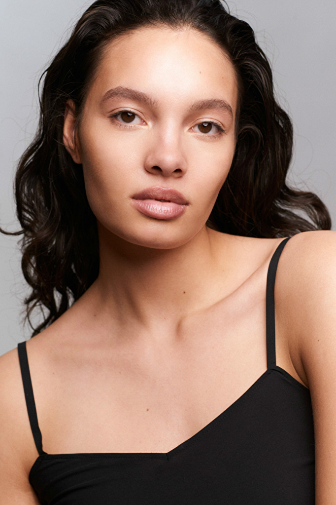 Demi van Nijendaal | Women | Modellink